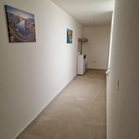 Sky 2 خليج سانت بول