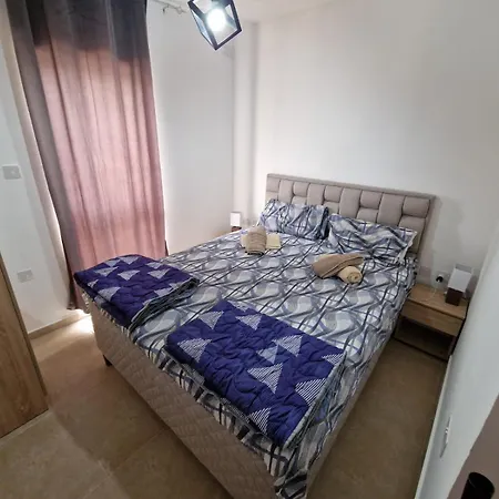 Sky 2 Apartment